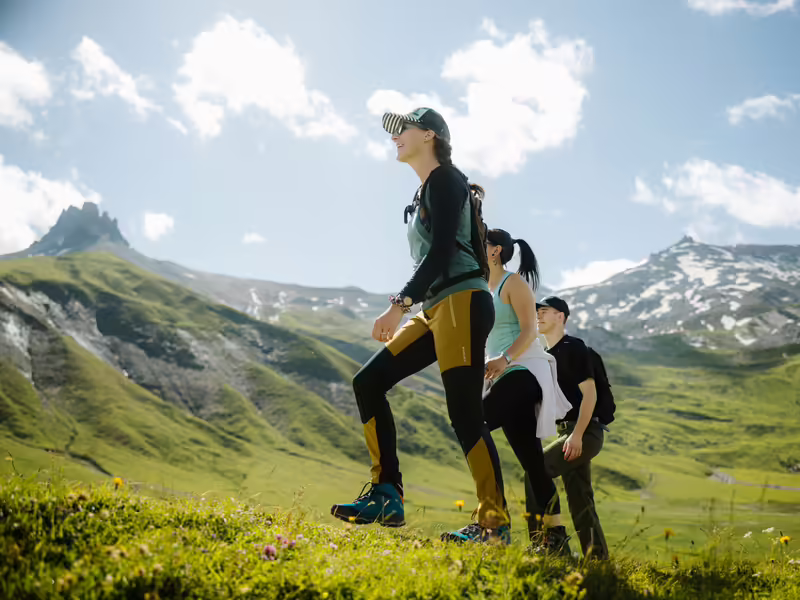 Sicher Wandern jpg